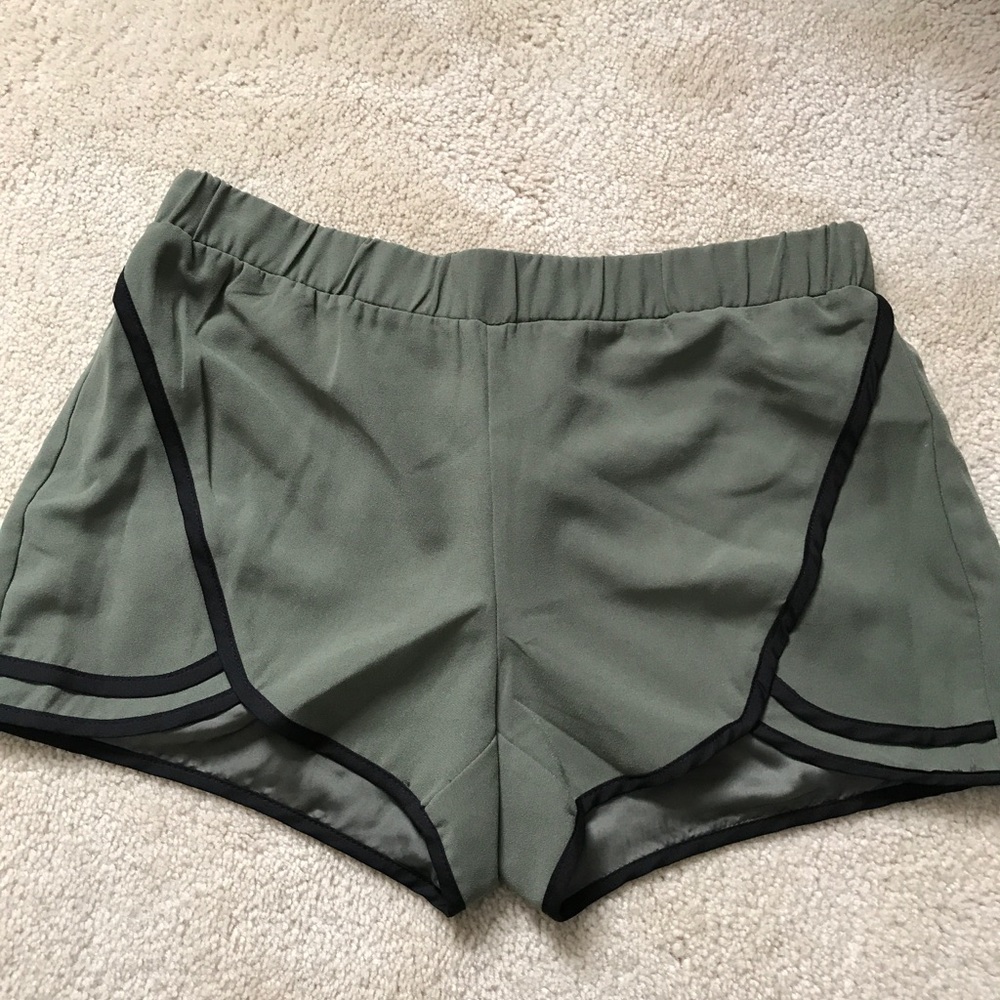 Brand new bebe flare shorts!